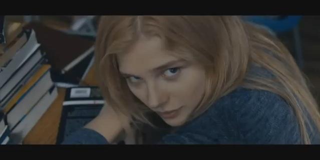 chloe-grace-moretz-carrie-movie-trailer-2013